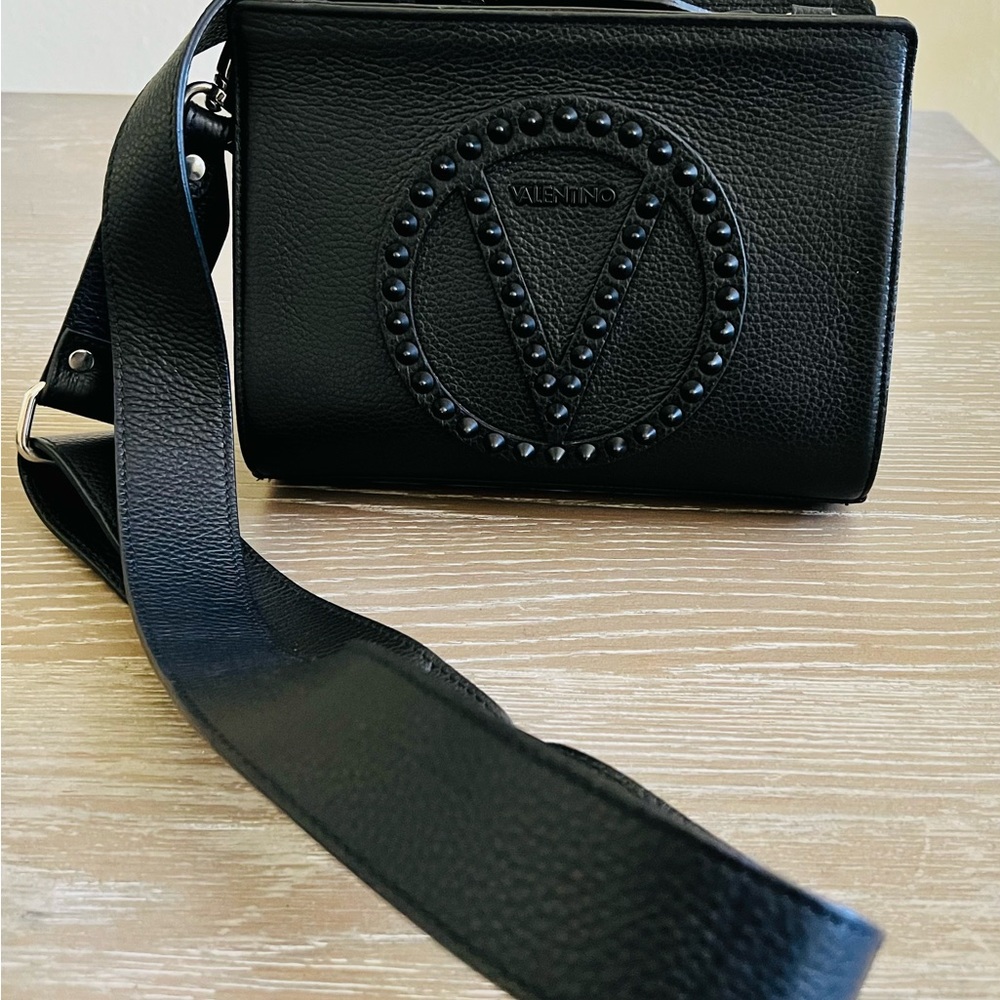 Valentino Black leather crossbody bag. Like new.
